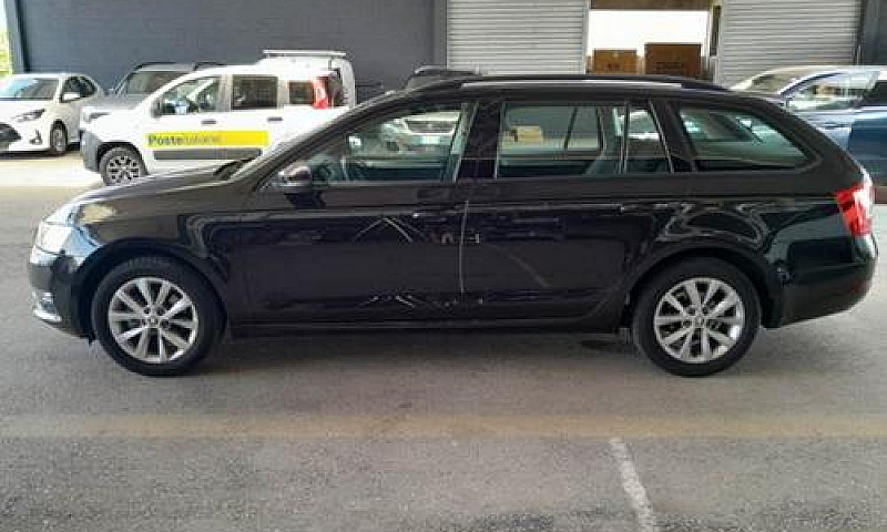 Skoda Octavia 1.5 Ds...