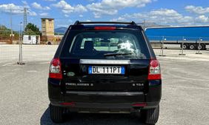 Land Rover Freelande...