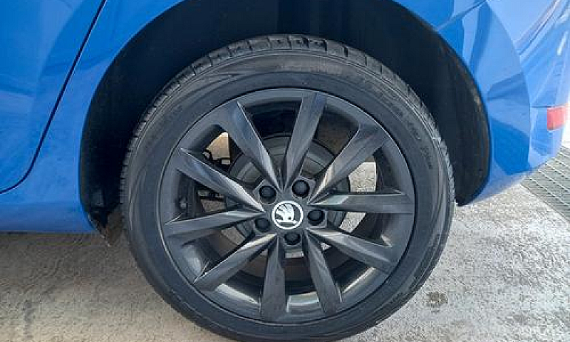 Skoda Fabia 1.0 Tsi ...