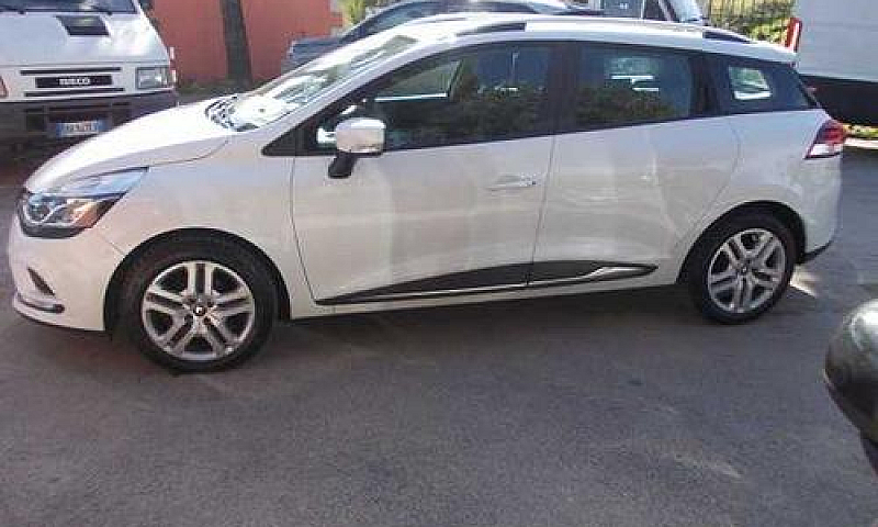 Renault Clio Sporter...