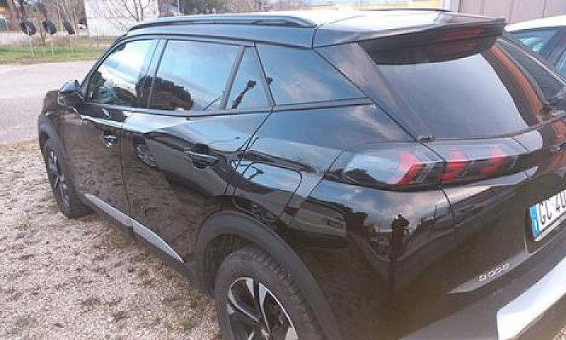 Peugeot 2008 Bluehdi...