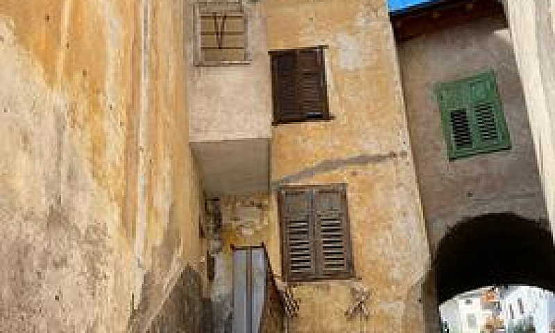 Casa Da Ristrutturar...