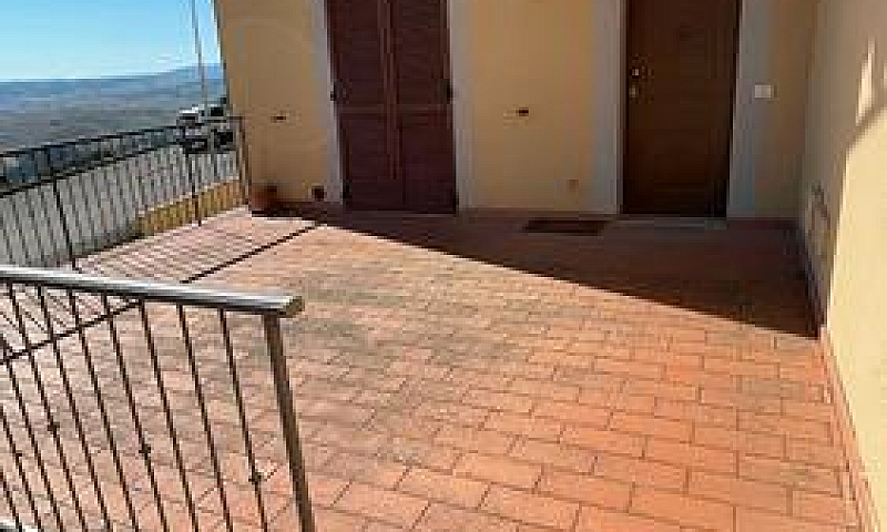 Quadrilocale Di Rece...