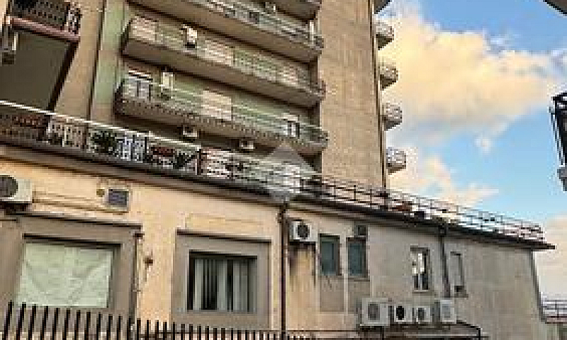 3 Locali A Venafro...