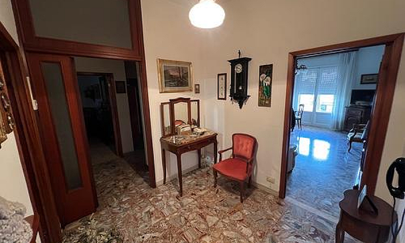 4 Vani 105 Mq, Balco...