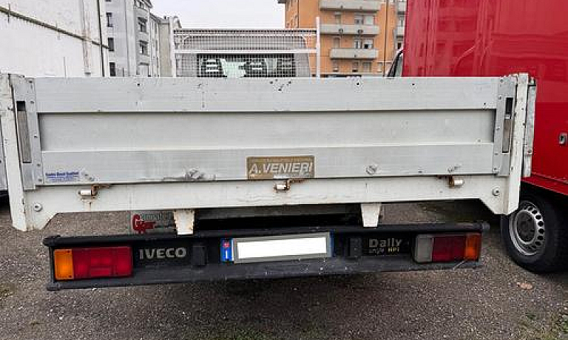 Iveco Daily Passo Lu...