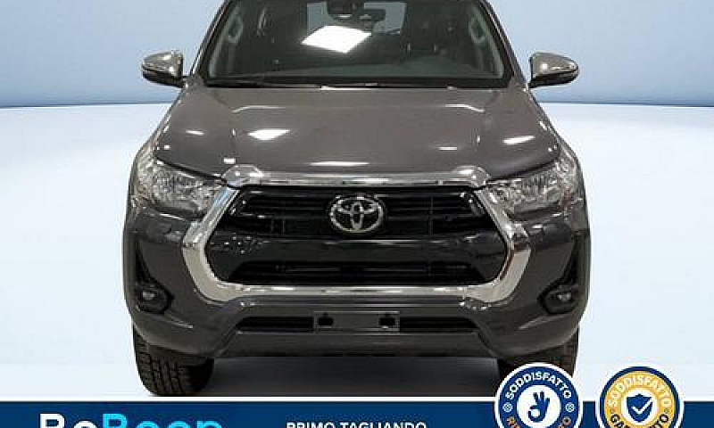 Toyota Hilux 2.4 D-4...