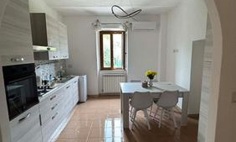 Appartamento Con Gia...
