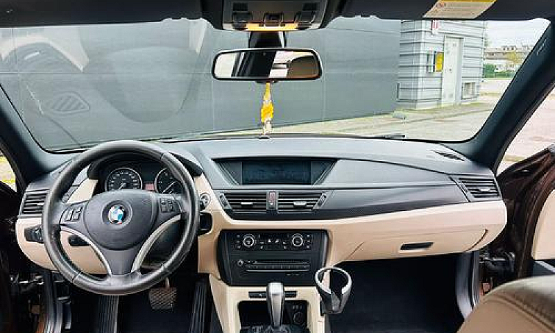 Bmw X1 Xdrive...