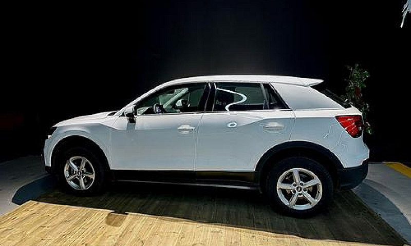 Audi Q2 30 Tdi S Tro...