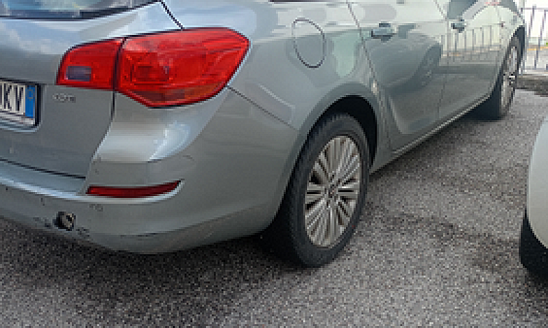 Opel Astra Sport Tuo...