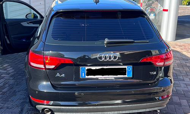 Audi A 4 Avant Stron...