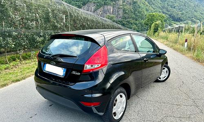 Ford Fiesta Fiesta 1...