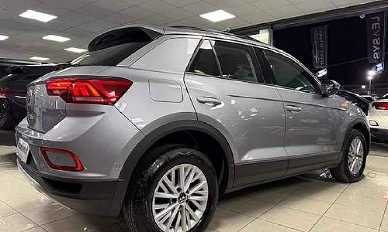 Volkswagen T-Roc 1.0...