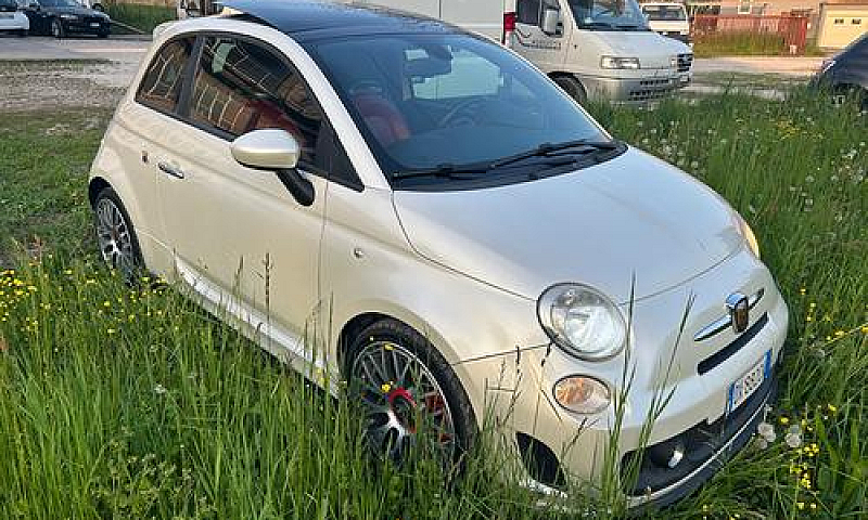 Abarth 500 1.4 Turbo...