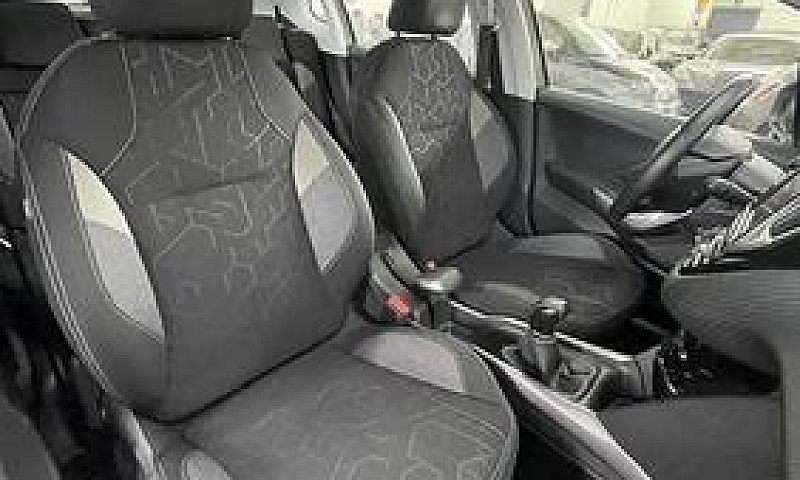 Peugeot 2008 1.2 110...