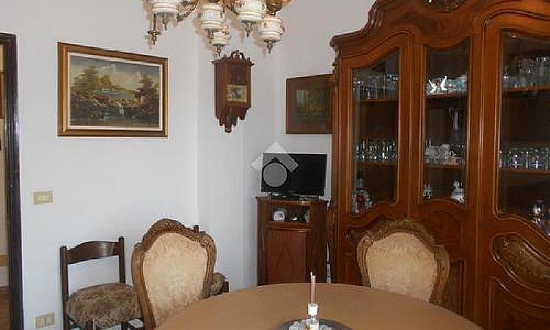 5 Locali A Comacchio...
