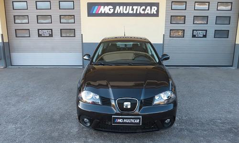 Seat Ibiza 5P 1.4 16...