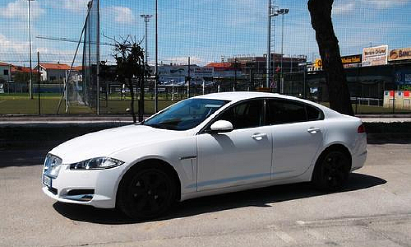 Jaguar Xf 2.2 Cdi Fu...