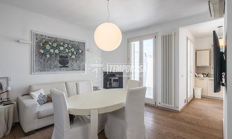 Duplex In Centro, Ri...