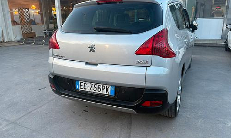 Peugeot 3008...