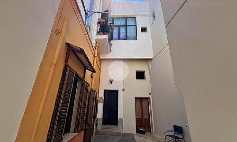 4 Locali A Nardò...