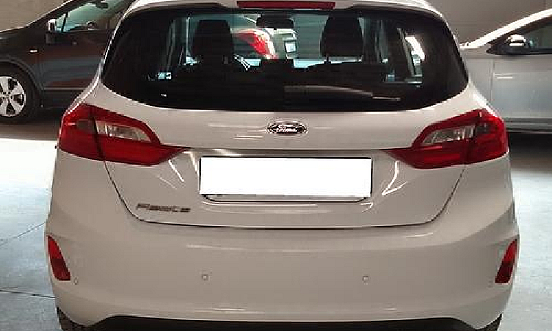 Ford Fiesta 1.5 Tdci...