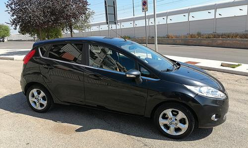 Ford Fiesta 1.4 5 Po...