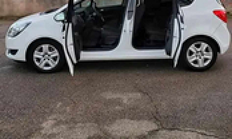 Opel Meriva 2017...