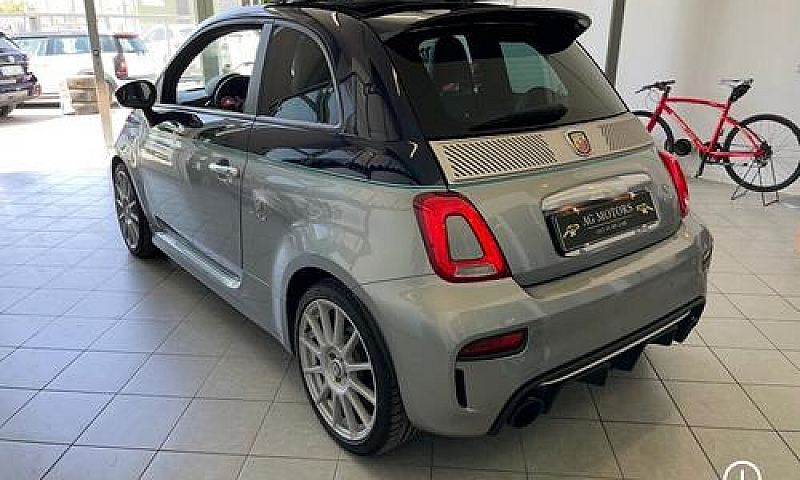 Abarth 695 1.4 Turbo...