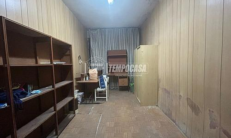 Ampio Appartamento C...