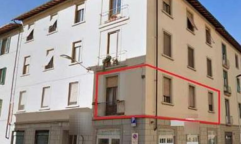 Appartamento A Firen...