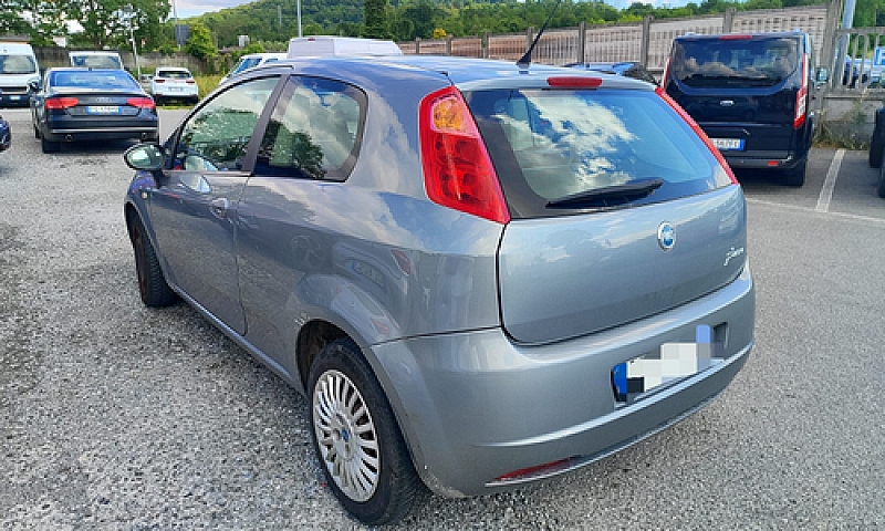 Fiat Grande Punto 1....