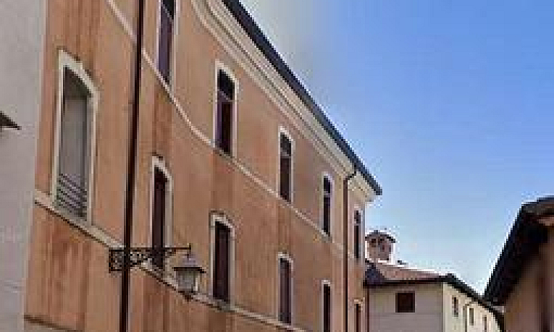 Appartamento A Bassa...