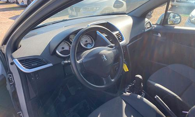 Peugeot 207 1.4 Hdi ...