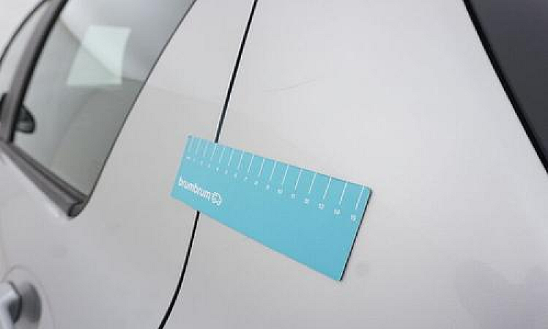 Toyota Yaris Hybrid ...