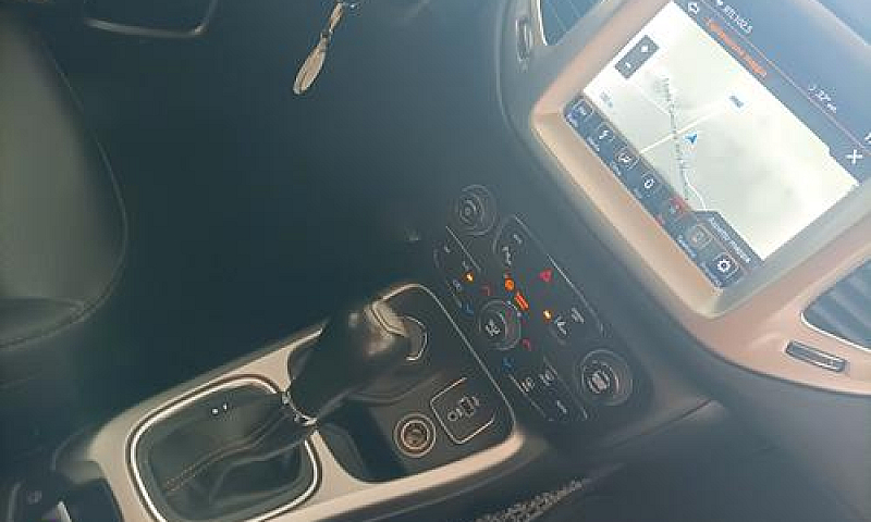 Jeep Compass Longitu...
