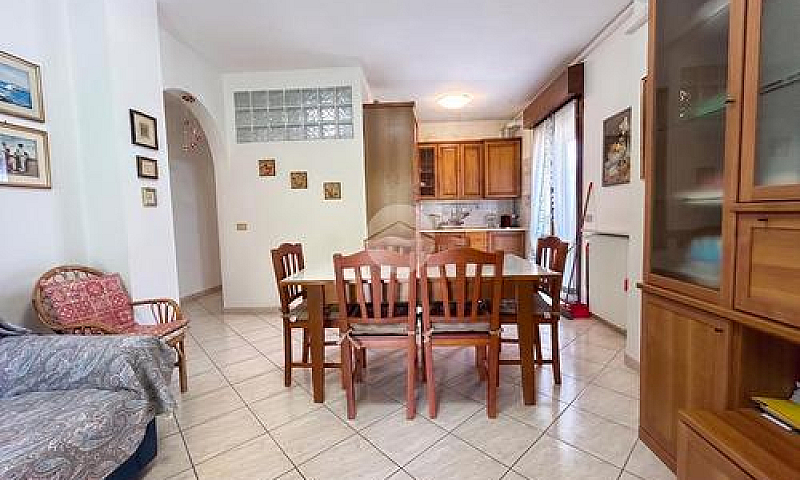 3 Locali A San Mauro...