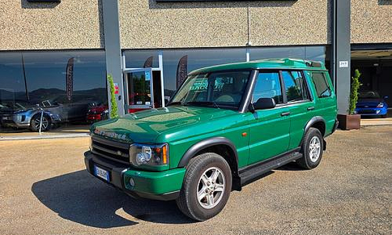 Land Rover Discovery...
