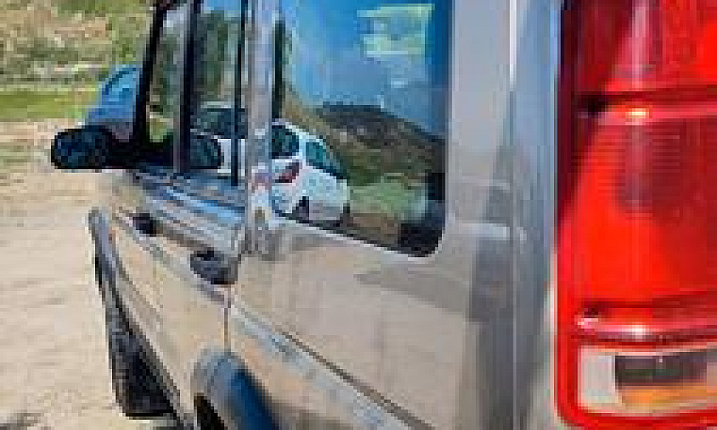 Land Rover Discovery...