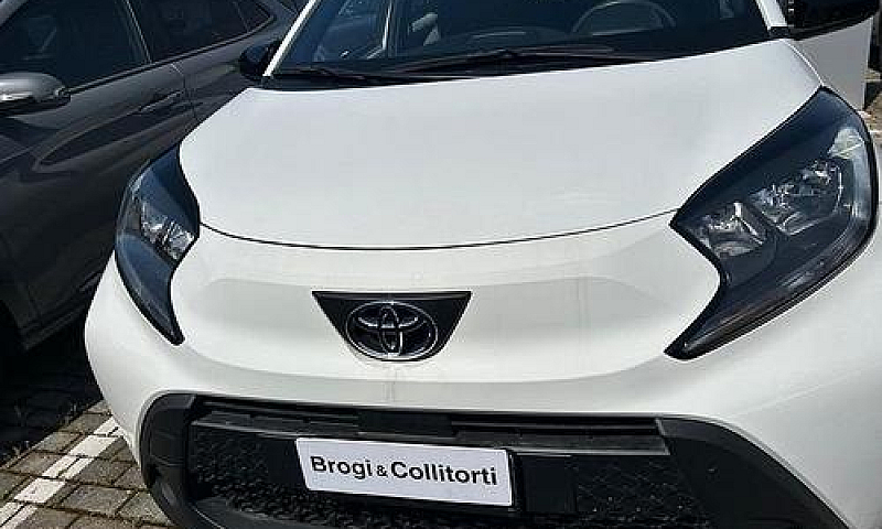 Toyota Aygo X 1.0 72...