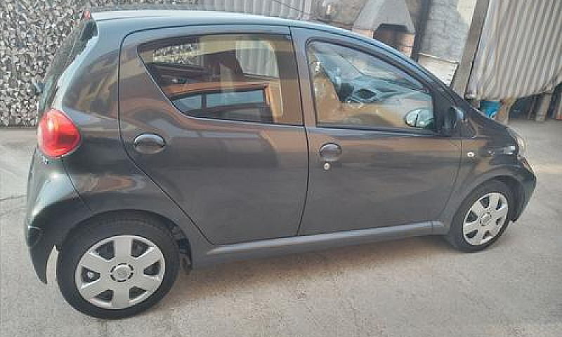 Toyota Aygo  1.0  Ca...