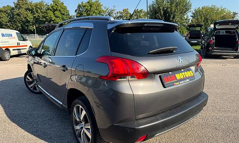 Peugeot 2008 1.6 E-H...