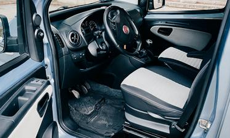Fiat Qubo 1.3 Mjt 75...
