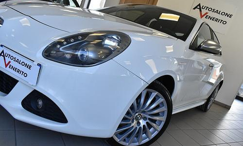 Alfa Romeo Giulietta...