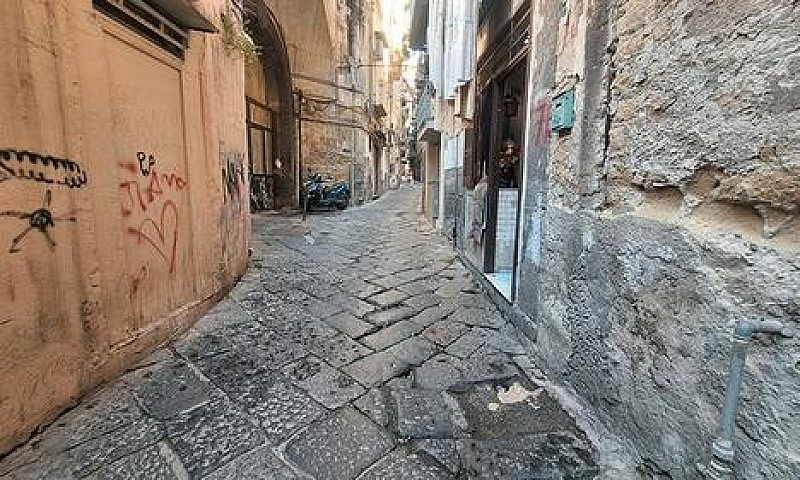 Centro Storico Di Na...