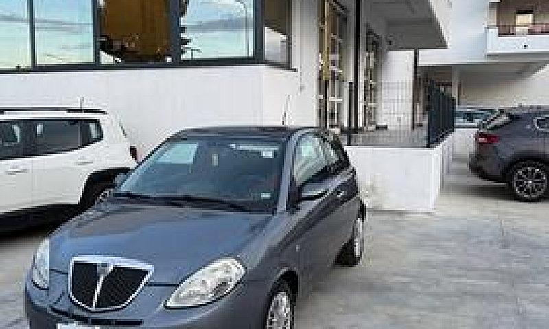 Lancia Ypsilon 1.2 O...
