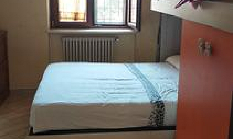 Casa Semindipendente...