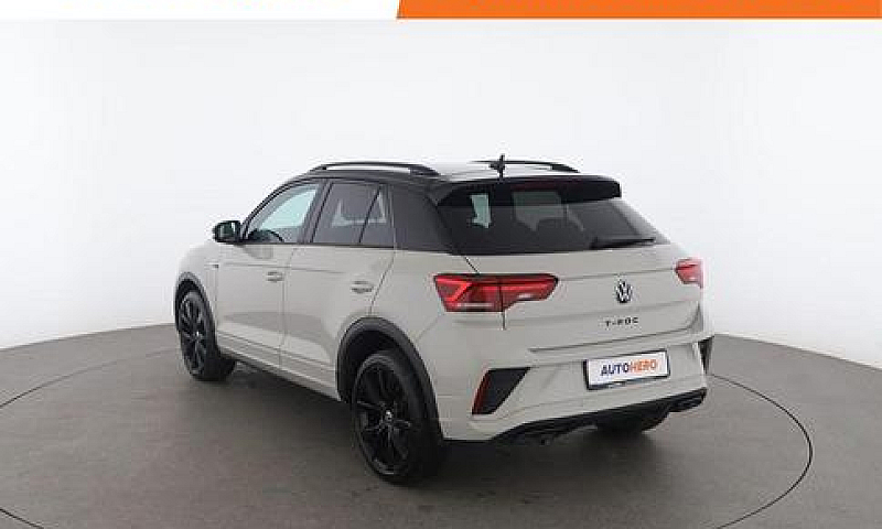 Volkswagen T-Roc Ys9...