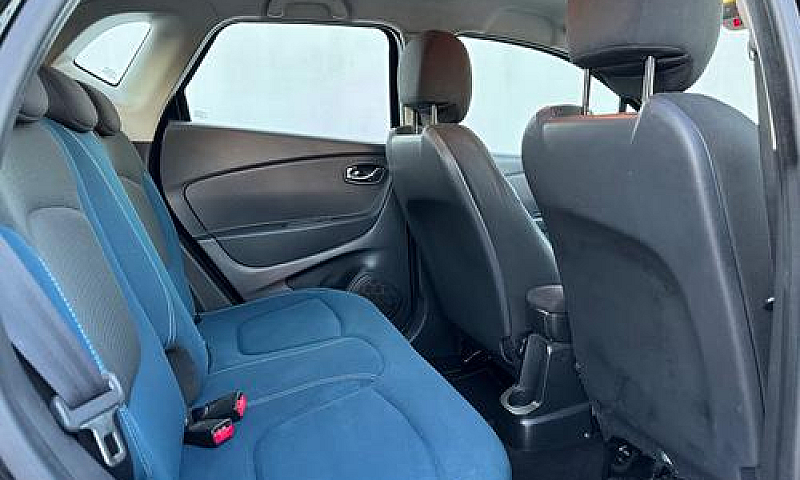 Renault Captur 0.9 T...